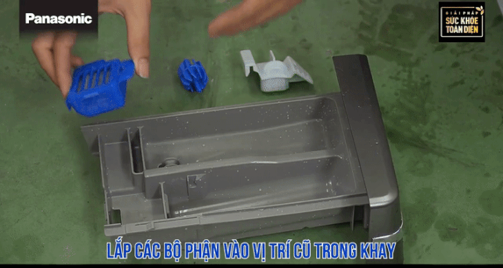 Hướng dẫn vệ sinh ngăn chứa chất tẩy và nước xả trên máy giặt