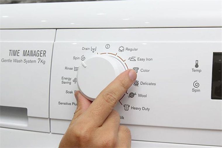 Nguyên Nhân Và Cách Khắc Phục Máy Giặt Electrolux Bị Mất Nguồn