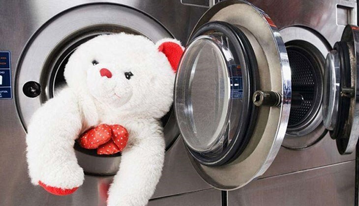 Cách giặt thú nhồi bông cỡ nhỏ bằng máy giặt