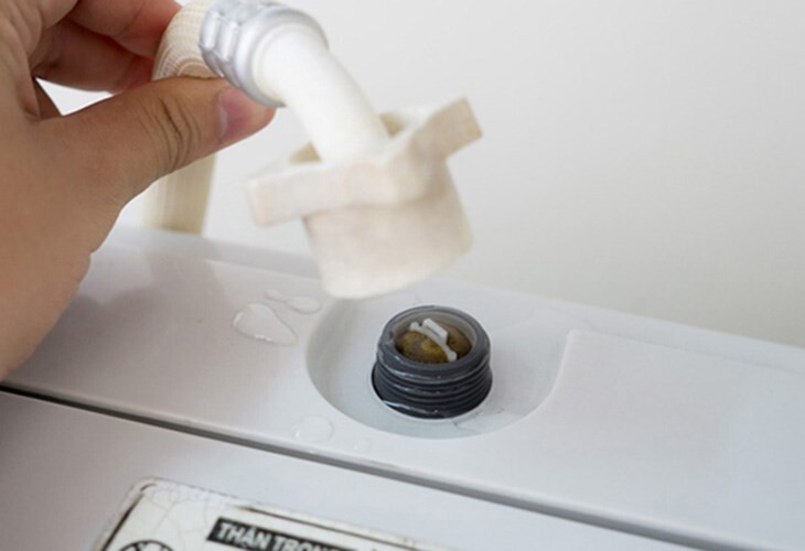 Khắc phục lỗi EF4 do van cấp nước hỏng trên máy giặt Electrolux