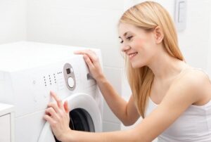 Máy giặt Aqua báo lỗi UNB: Nguyên nhân và cách khắc phục